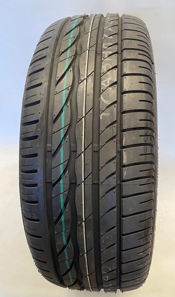 ER-300 Bridgestone 185/60/15 84H