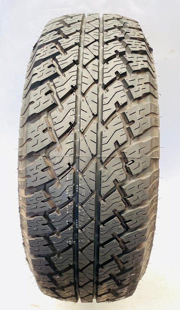 Bridgestone Dueller 693 A/T 255/70/16 111T