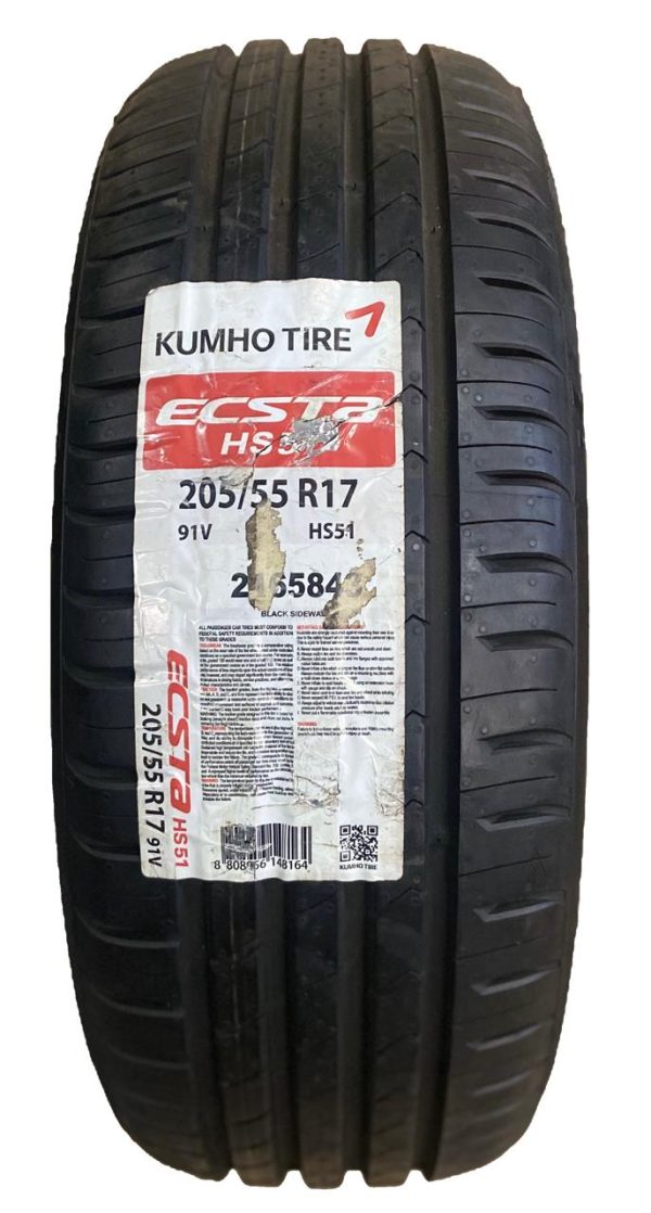 Kumho Tire ECSTA HS51 205/55/17 91V